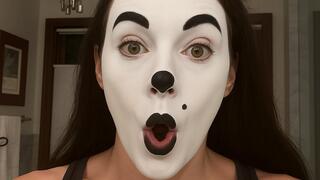 Mime caught in the act!