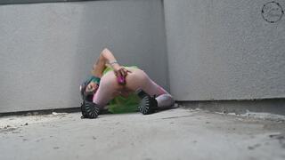 Outdoor Butt Plug Play