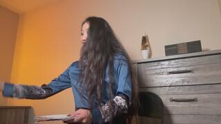 I know I'm your secretary, but I don't want to take your dictation...I want you to give me your (Dick)tation...if you know what I mean... 10 Minute Video. #mongoliangirl