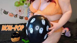 Pumpkin Spice Looner (NON-POP): BBW Daisy inflates and caresses Halloween balloons