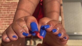 BIG BLUE TOES