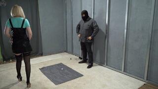 The model got stuck in new vacuum bag