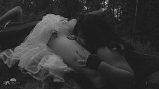 The Vampire's Prey 2 (2015) : Sophia Sylvan and Molly Silver