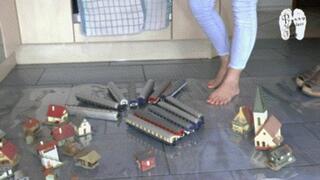 Merciless Train Waggons crush 18