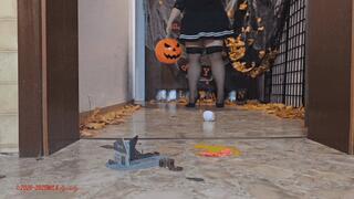 Mila's Halloween - Halls of chaos (Part 01)