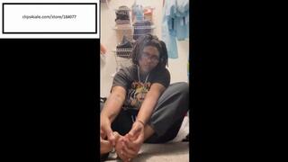 Niauhhh wants to know why you are watching her itch feet