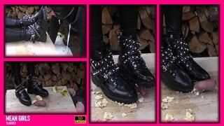 Bootjob With Cum And Crushed Banana in Woods I Mean Girls Classic