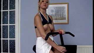 Get fit with delicious Debbie hot blonde that likes to get horny with you in her Wanky Workout