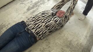 Squashing and stretching my face and cheeks with my belly exposed