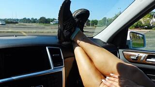 Stinky skeet on feet footjob