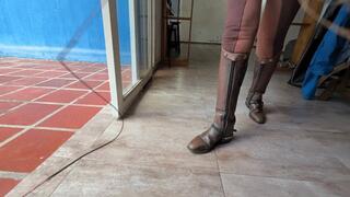 YFYE The Punishment of the lazy pony by Kalinda