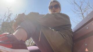 RANDOM OUTDOOR GODDESS SNEAKERS WORSHIP