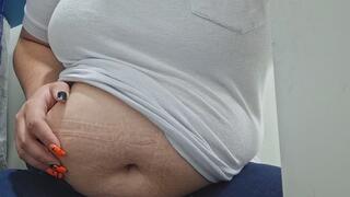 My stomach makes strange noises at work