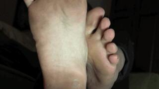Dirty Feet Of Arianna, 2nd