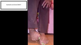 Cocoa B feet in week worn socks after work