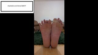 Thebarefootarchitect ignoring you feet just relaxing