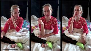 German SF Chat with Subtitel Chain Smoking corks