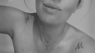 Classic Tv Tub Gooning