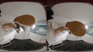 The 3dvr180mixue sneakers POV humiliates the dwarve