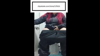 Mila1_Fox Bathroom Trips Round 35