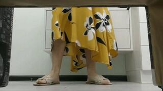 Make your boy cum with big juicy load right under slutty skirt MP4 HD 720p