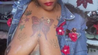 Kinky Betty Back at it again