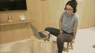 SunnyBunny farts on a small chair, home office - REAL FARTS mp4 HD