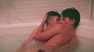 TWINKS LATINOS FUCKING IN DARK ROOMS SAUNAS BBK