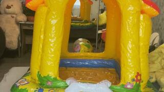 crush inflatable castle