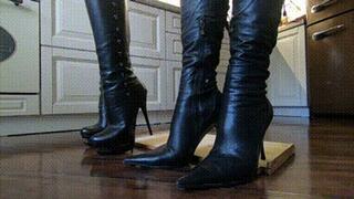 We makes Heels tapping in sexy and old boots bf