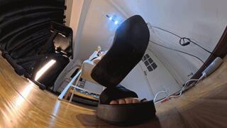 The 8K VR360 MARTINA black thick-soled sandals humiliated the fans1