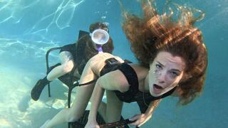 Findings Nathalias Freak- Nathalias FIRST Underwater Girl Girl ft Jasper Reed