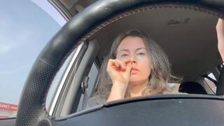 nose cleaning while driving m4
