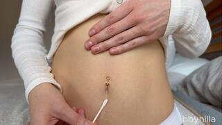 Gentle Q-Tip Bellybutton Cleaning