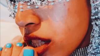 Viva Las Vegas! Showgirl Foot Worship and Toe Sucking with Cum Cuntdown JOI!!