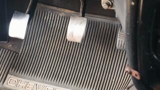 Driving, driving Pumping pedal and accelerating car with flip-flops (3)