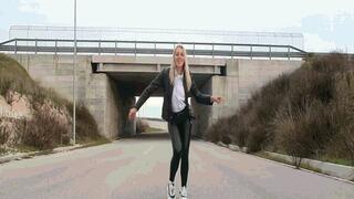 Dance like no one is watching MP4