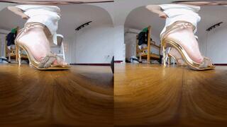 3DVR180 XINGGAN golden shoes battle the Qilin Dwarf