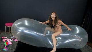 Christy L Mass 36-inch Pop, MOAB Masturbation and Squirt 4K (3840x2160)