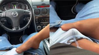 Footjob in pantyhose at maximum speed MP4