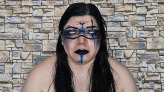 Evil Witch rolling eyes - Eyes fetish