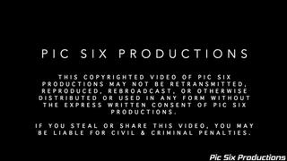 WonderFeetWoman Clear Flip Flop Blowjob in the Pose