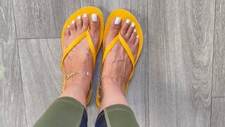 Strong Veins With Flip Flops Tapping ASMR