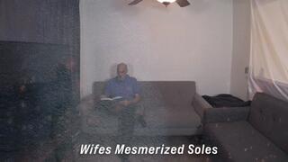 Housewifes Mesmerized Bare Soles