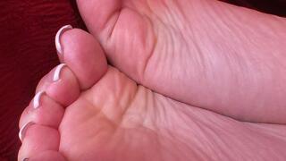 Under Salome's miko skirt (Tiny3DX 48)