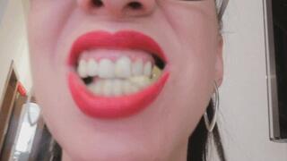 Biting green apple wmv