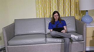 Arielle Aquinas - Bored Girlfriend Gets Anal Creampie - PART 1A (SD 720p MP4)