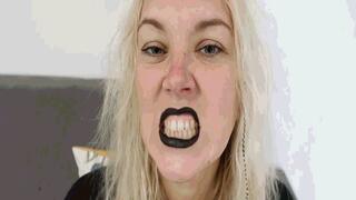 Wild sharp teeth MOV