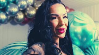 Natalie - Tornado Balloon Mass and pump to pop 4K UHD Version