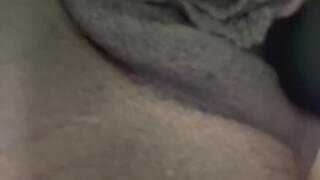 Domi 2 vibrator cum (close up)